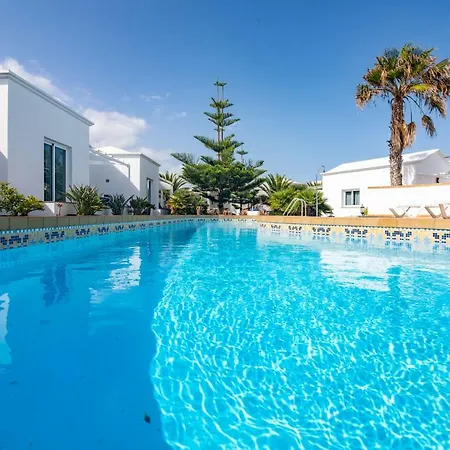Charco Del Palo Bungalows * Чарко-дель-Пало