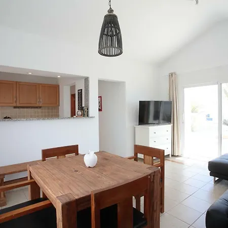 Charco Del Palo Bungalows 펜션