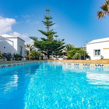 Charco Del Palo Bungalows 查德尔帕罗奥