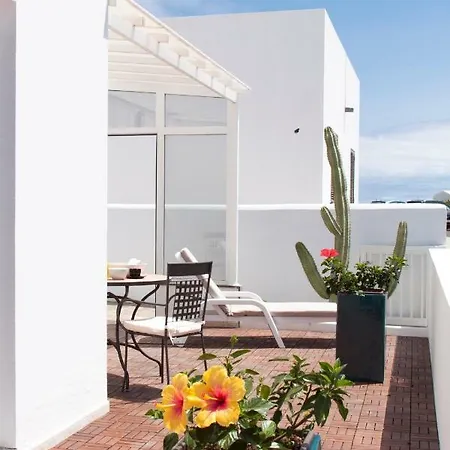 Charco Del Palo Bungalows 펜션