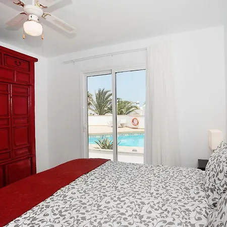 Charco Del Palo Bungalows