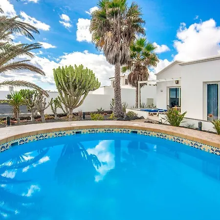 Charco Del Palo Bungalows بيت للعطل تشاركو ديل بالو