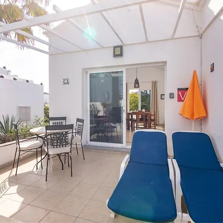 Charco Del Palo Bungalows